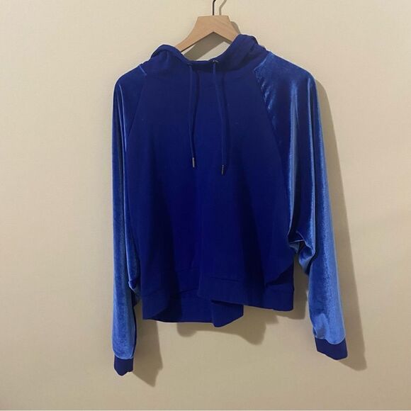Victoria Sport Velour Hooded Pullover Sweatshirt - Picture 4 of 8